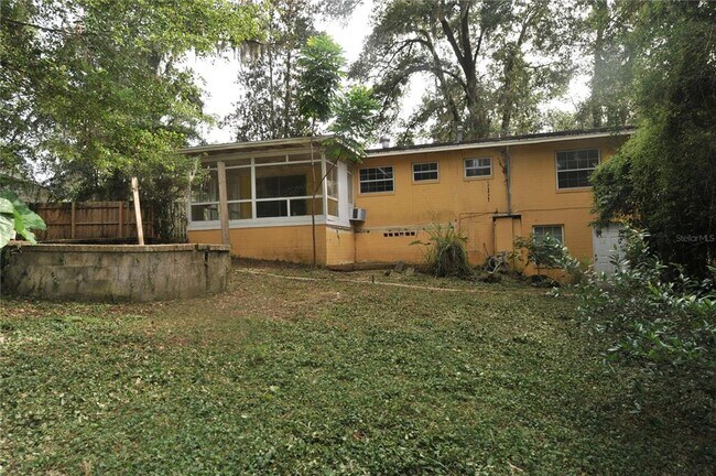 Building Photo - 1410 NW 7th Rd