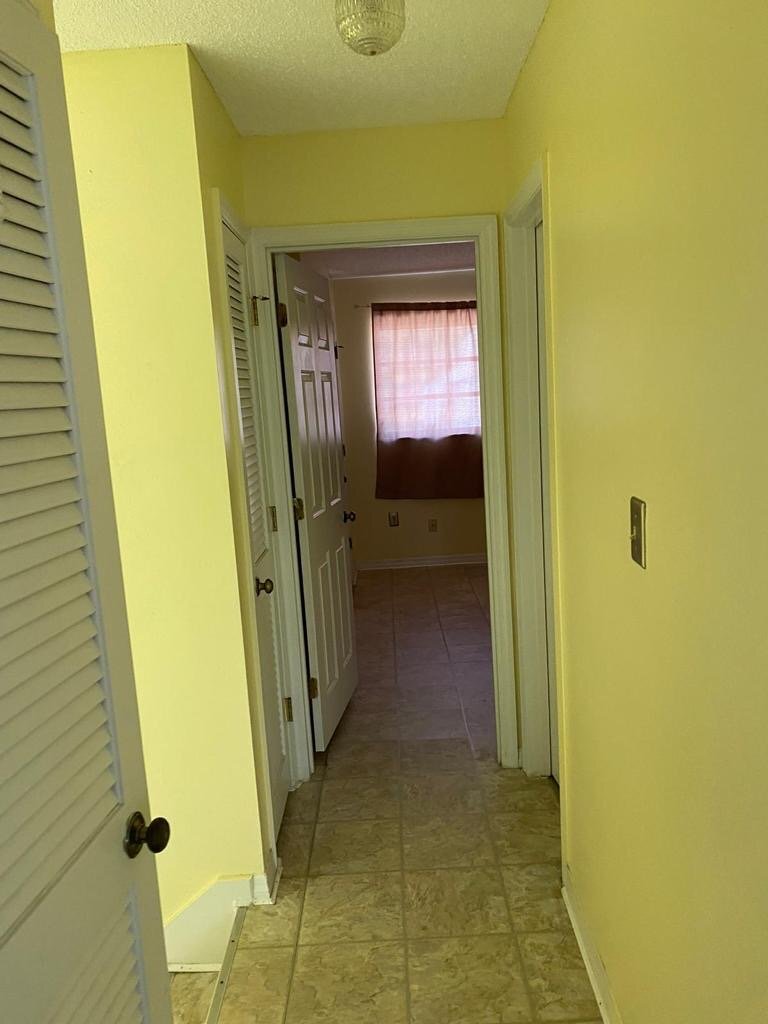 Building Photo - 7290 Daniel Webster Dr