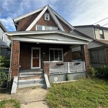 Building Photo - 240 Ridgewood Ave