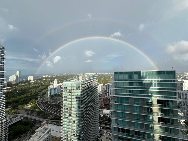 Building Photo - 1100 S Miami Ave