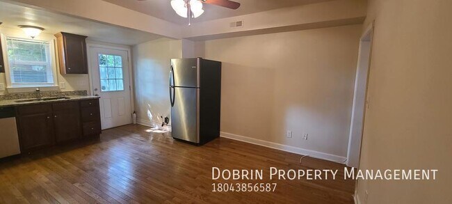 Building Photo - 413 N Hancock St