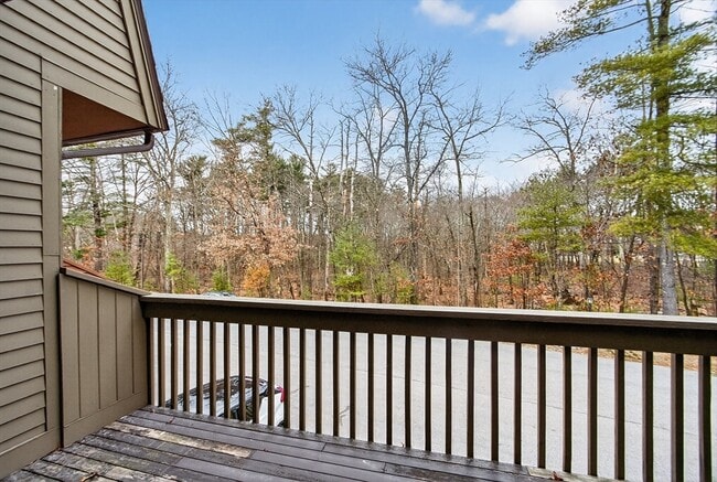 Building Photo - A 11 Scotty Hollow Dr