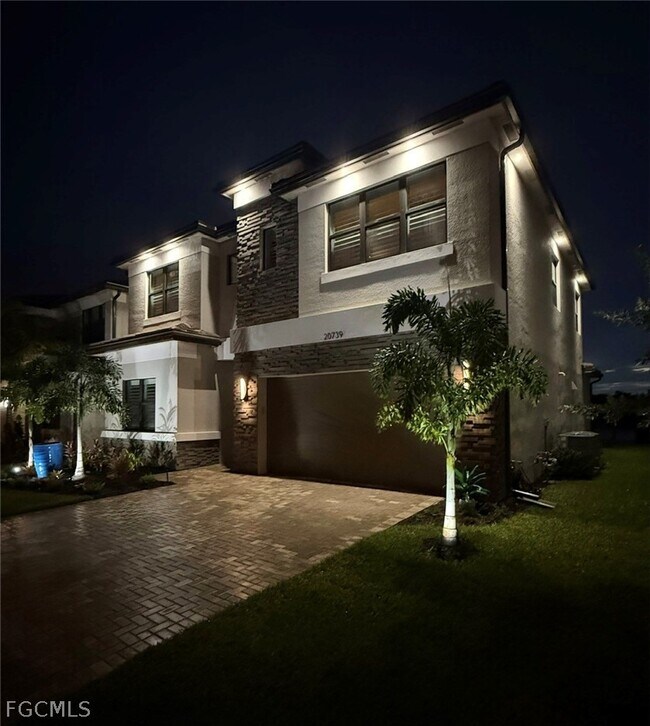 Building Photo - 20739 Fair Oak Ln