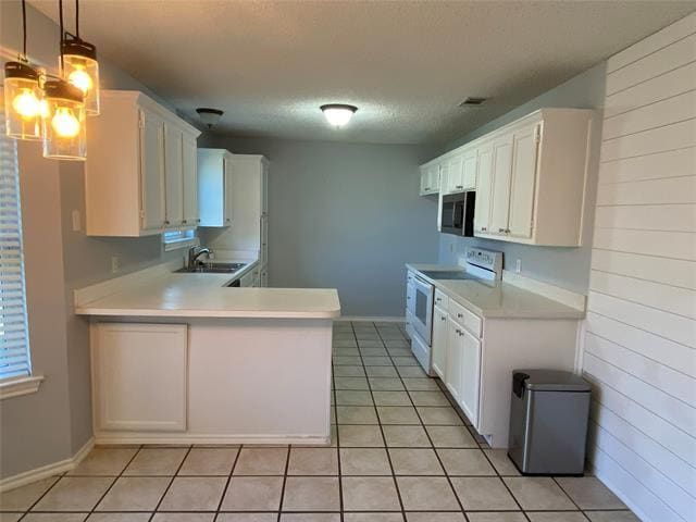 Building Photo - 5949 Sundown Dr