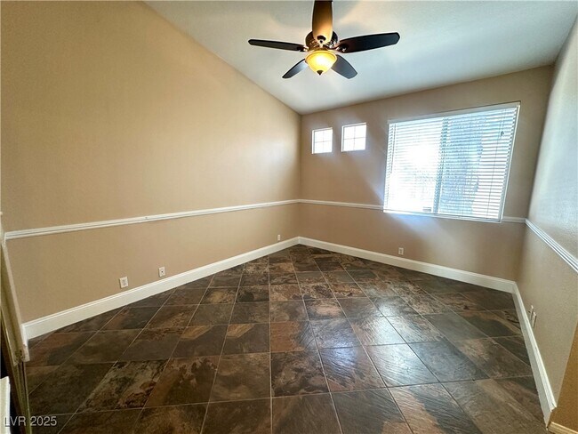 Building Photo - 5155 Tropicana Ave