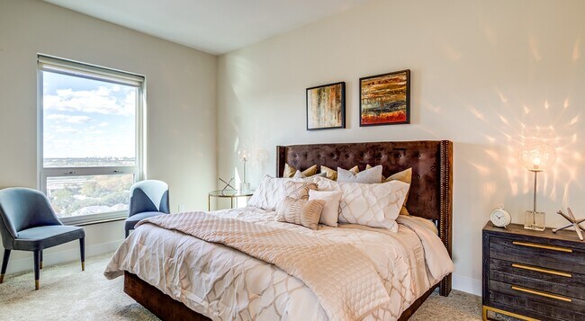 Building Photo - Galleria Oasis | 1 Month Free!