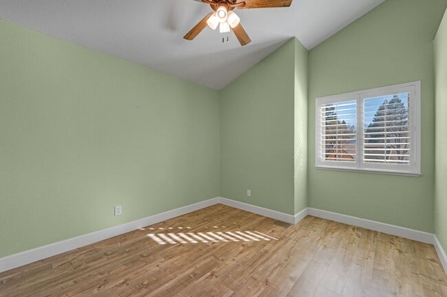 Building Photo - 3 Bedroom Folsom Home with Updated Kitchen, Pool and 3-Car Garage!