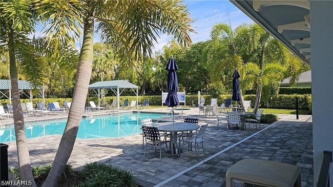 Building Photo - 2305 Ariane Dr