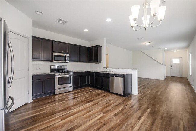 Building Photo - 109 Kleberg Ct