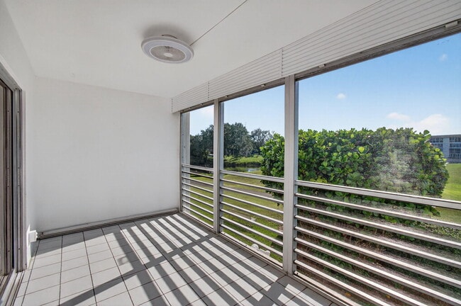 Building Photo - 3502 Bimini Ln