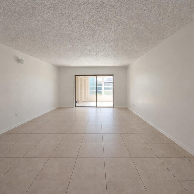 Building Photo - 9440 SW 8th St