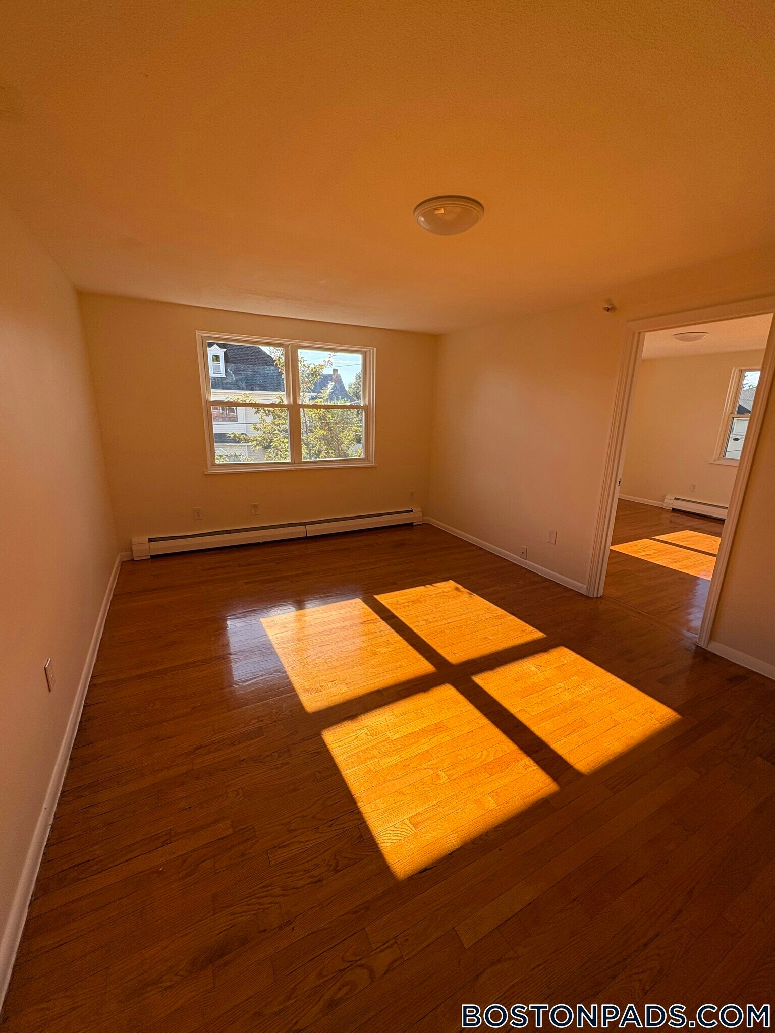 Building Photo - 18 Belmont St