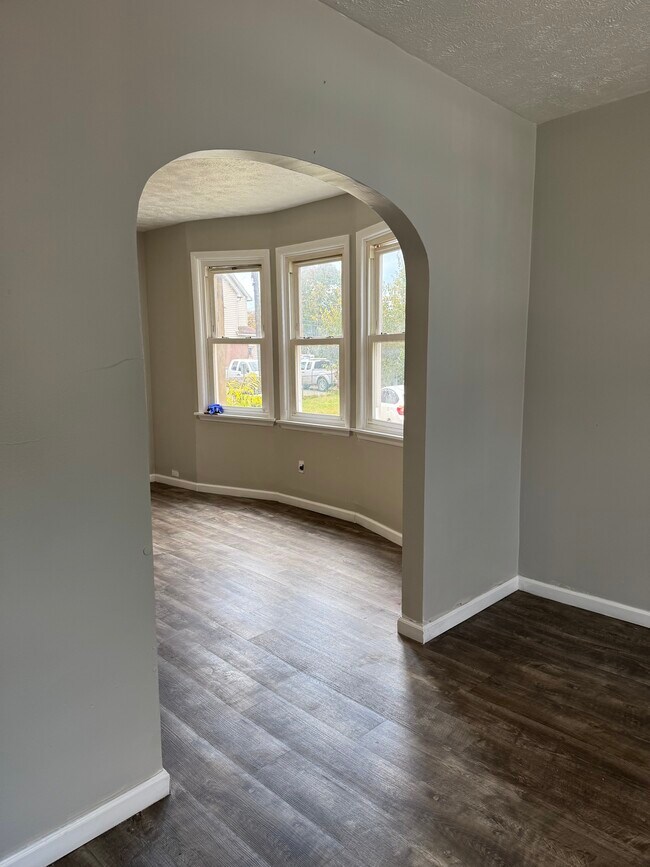 Building Photo - 92 Lockhart St