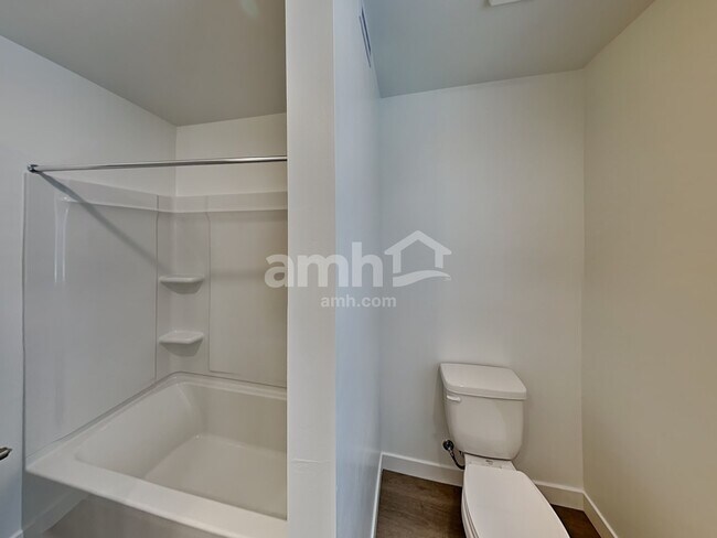Building Photo - 6476 E Paseo Baranda