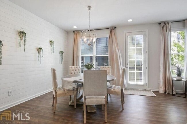 Building Photo - 760 Winton Way