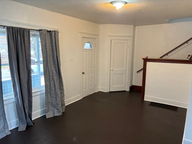 Building Photo - 1310 S Jackson St