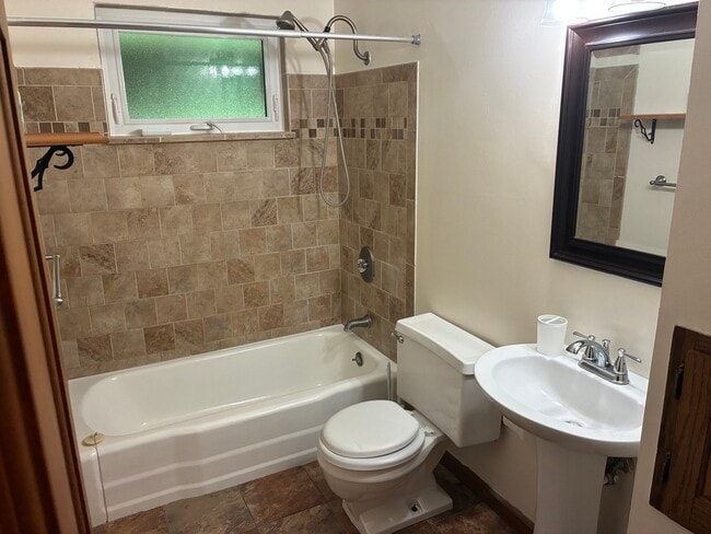 Building Photo - 15762 IN-148