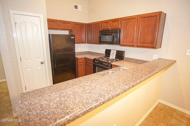 Building Photo - 10692 Canyon Sage Dr