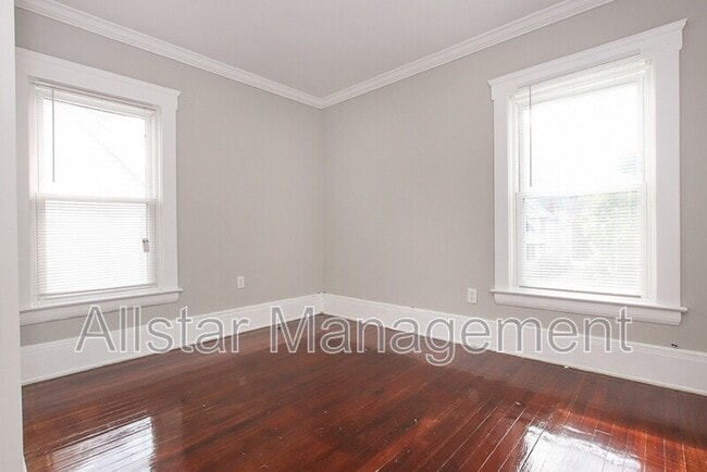 Building Photo - 3195 Whitethorn Rd