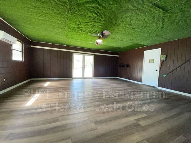 Building Photo - 4211 SW 6th Ave