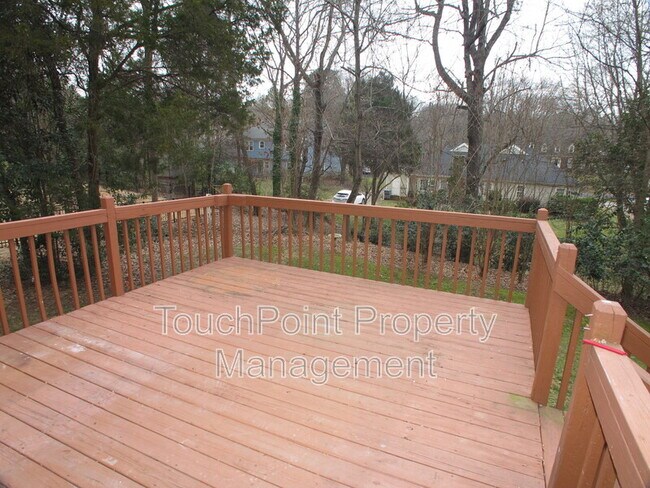 Building Photo - 6532 Outerbridge Lane