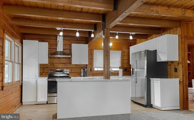 Building Photo - 23581 Belmar Dr