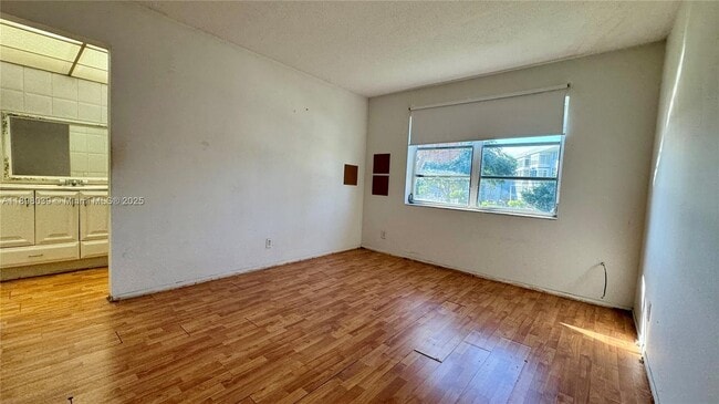 Building Photo - 2901 NW 47th Terrace