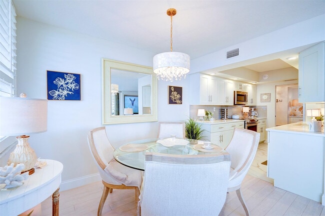 Building Photo - 5480 N Ocean Dr