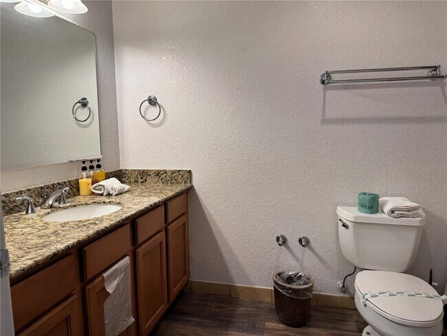 Building Photo - 1300 Seven Eagles Ct