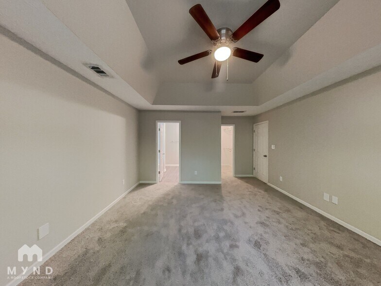Building Photo - 204 Eagles Crest Ct