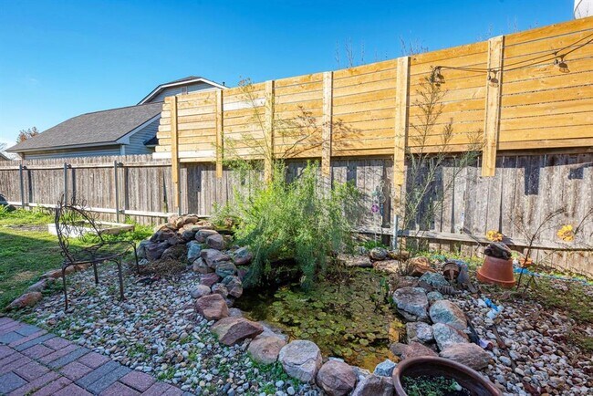 Building Photo - 3310 Monument Dr