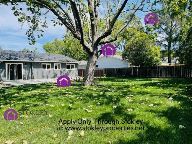 Building Photo - 1009 Santa Cruz Dr