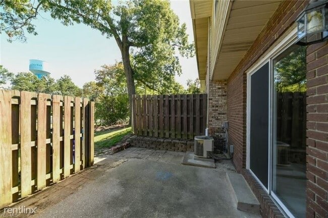 Building Photo - 4454 Sandelwood Blvd