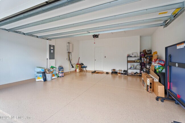 Building Photo - 27 Coastline Wy