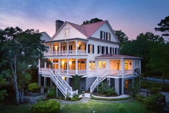 Building Photo - 6BD/5BA Custom Home for Lease in Daniel Island Park