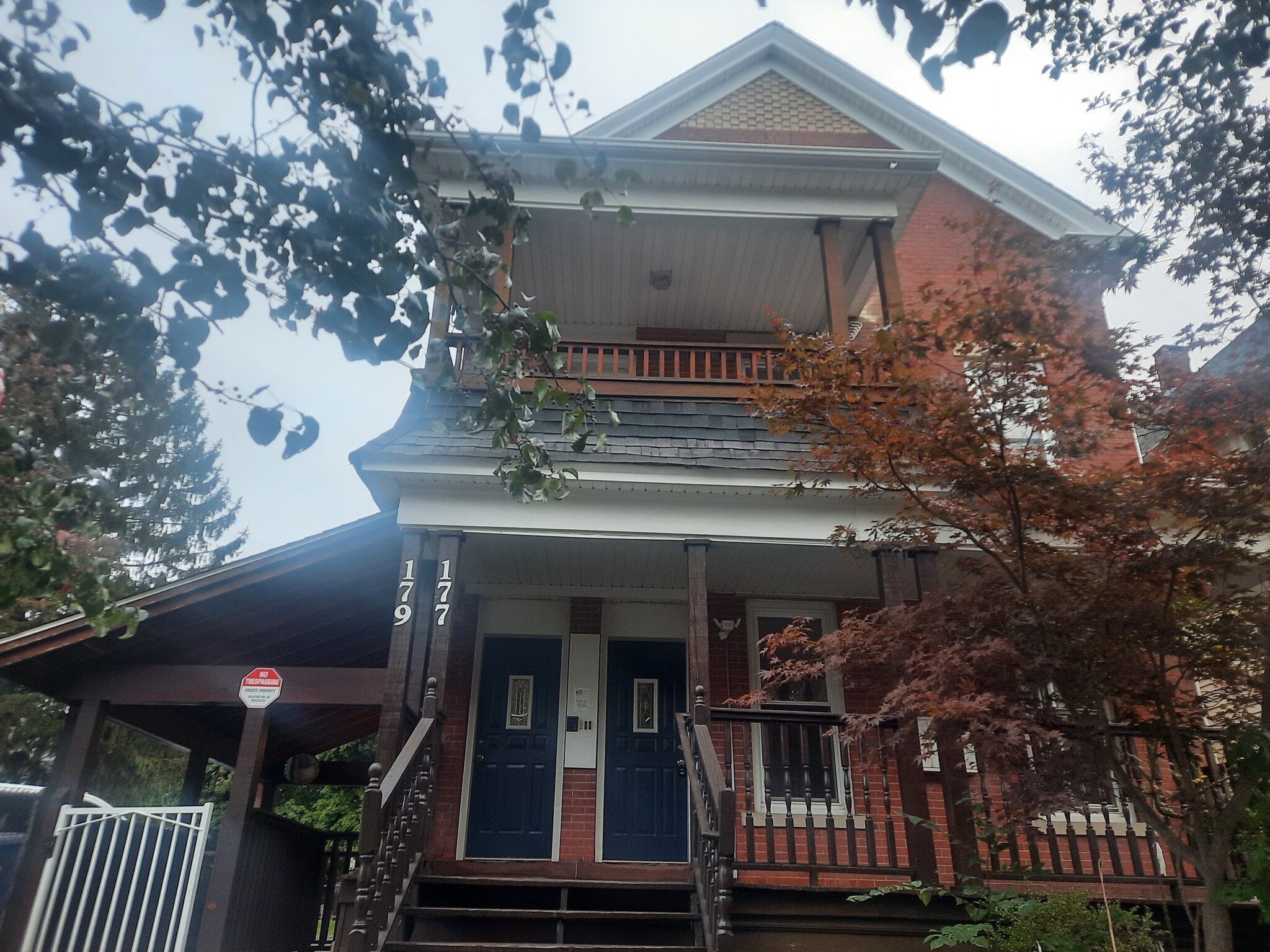 FRONT OF BUILDING - 177 Davenport Ave