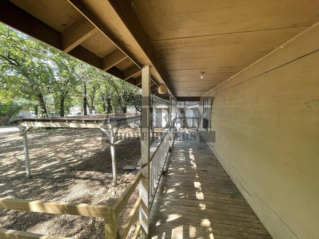 Building Photo - Cute 3 Bed 2 Bath for rent!