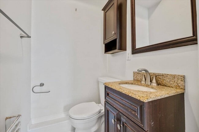 Building Photo - 25 A Gardners Ln