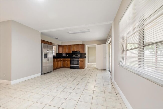 Building Photo - 7314 Sequoia Dr
