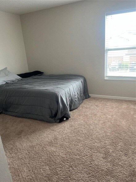 Building Photo - 1635 Wynford Cir