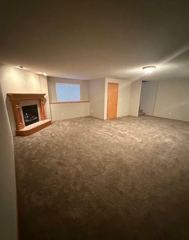 Building Photo - 3224 N Westwind Bay St