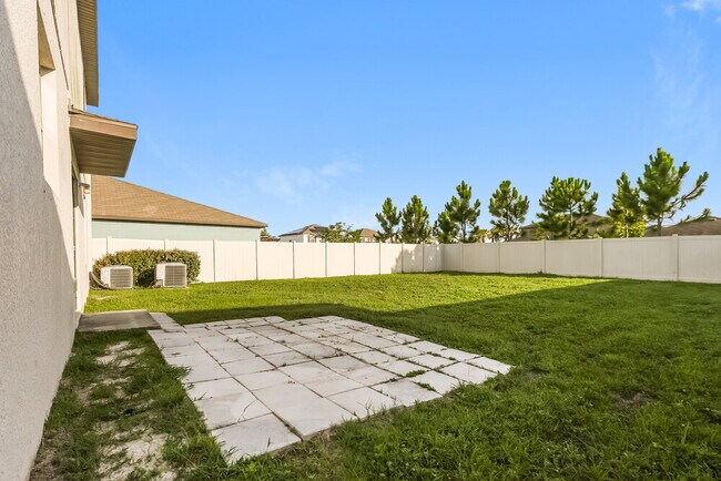 Building Photo - 7104 Ozello Trail Ave