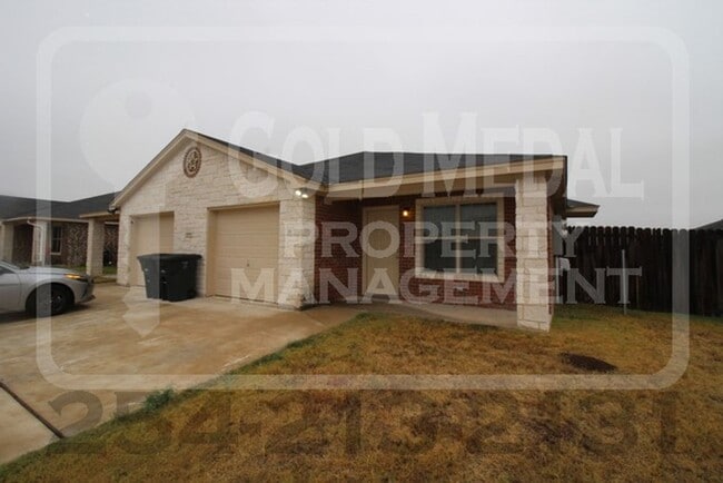 Building Photo - 4505 Cambridge Dr