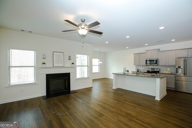 Building Photo - 138 Finley Dr