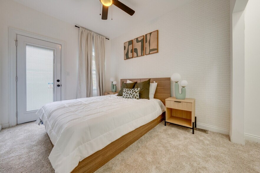 Building Photo - 4727D Yender Ave