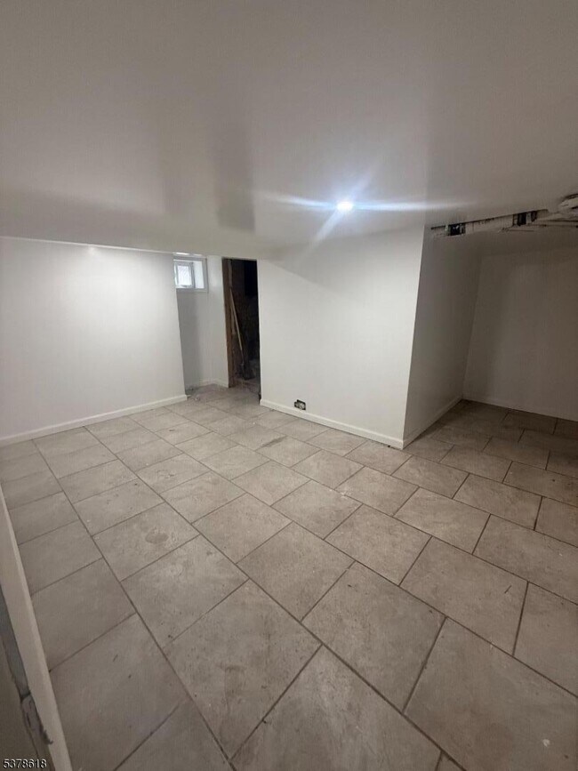 Building Photo - 15 Winthrop Terrace