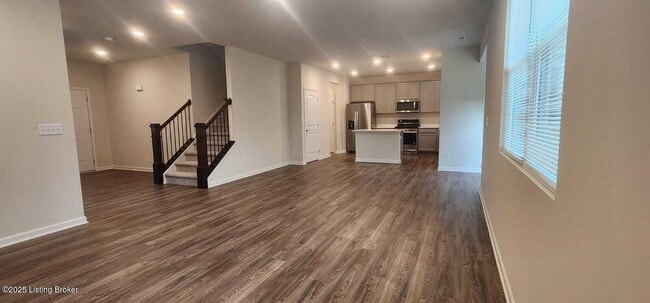 Building Photo - 6508 Fair Rdg Ln