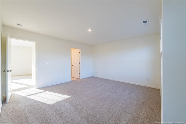 Building Photo - 55 Fern Ridge Dr