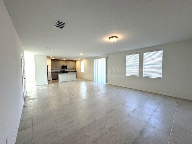 Building Photo - 2958 Sunstar Dr