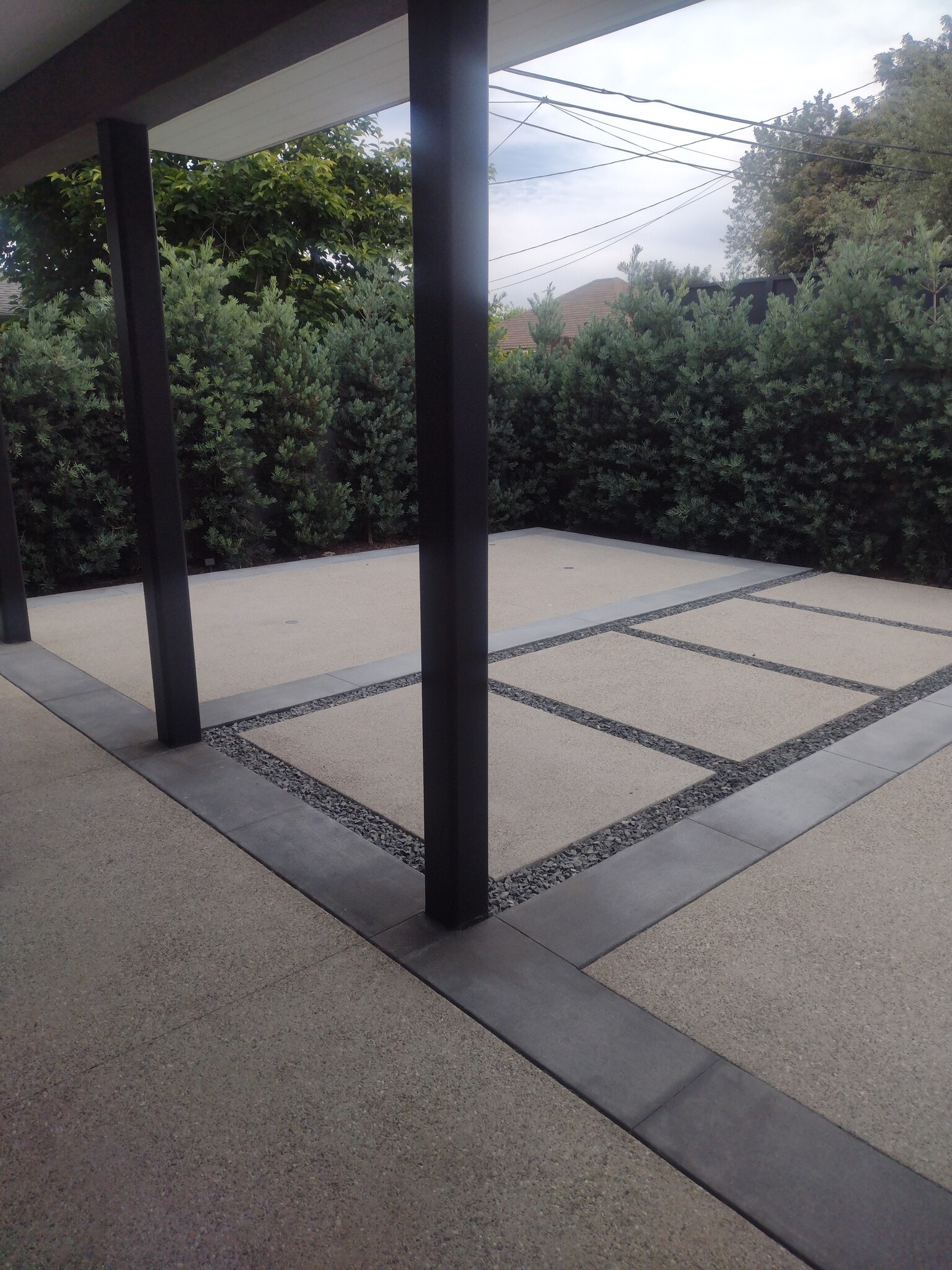 Private Yard - 2746 Veteran Ave